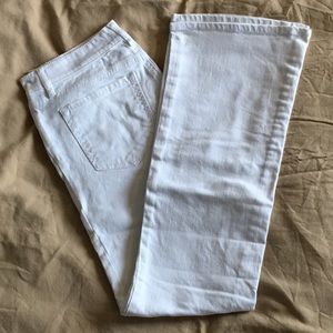 LN White Flare Jeans LOFT 2P